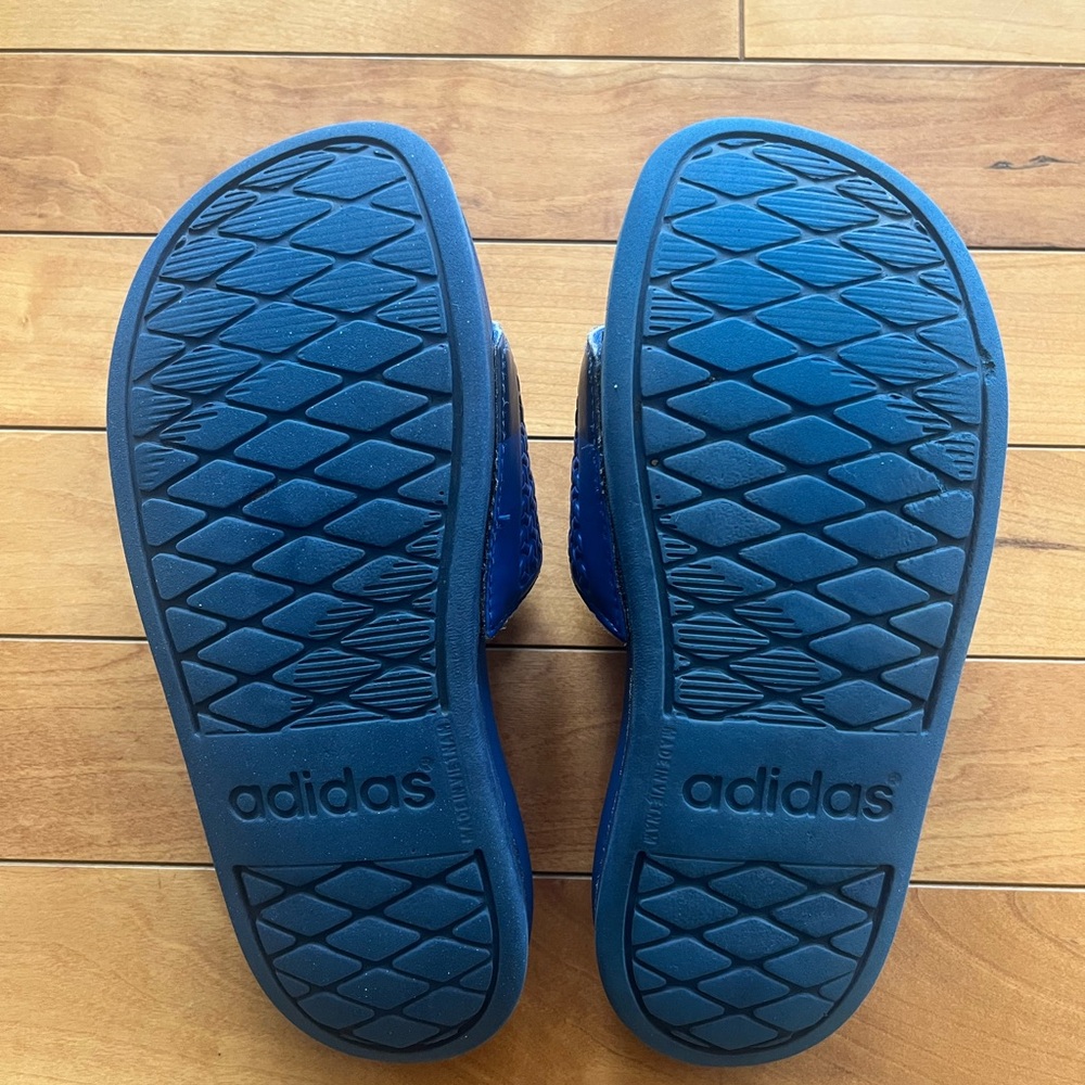 adidas adilette comfort slides 13K - Picture 8 of 10